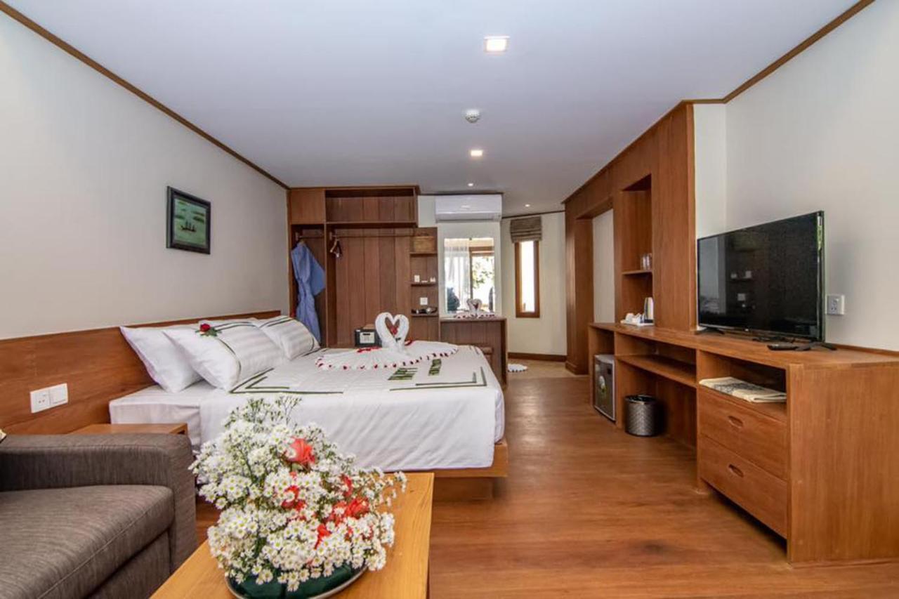 Ngapali Win Hotel Bagian luar foto