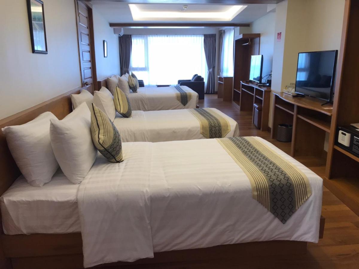Ngapali Win Hotel Bagian luar foto